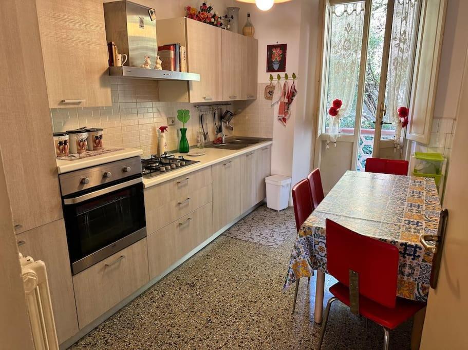 Appartamento Vicino Al Centro Пистойя Экстерьер фото